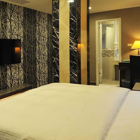 Maple Hotel Ταϊνάν Εξωτερικό φωτογραφία