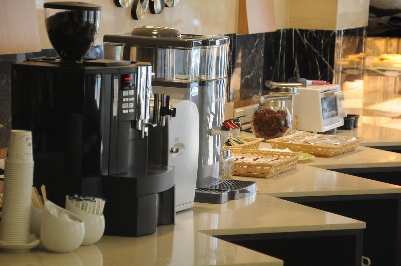 Maple Hotel Ταϊνάν Εξωτερικό φωτογραφία